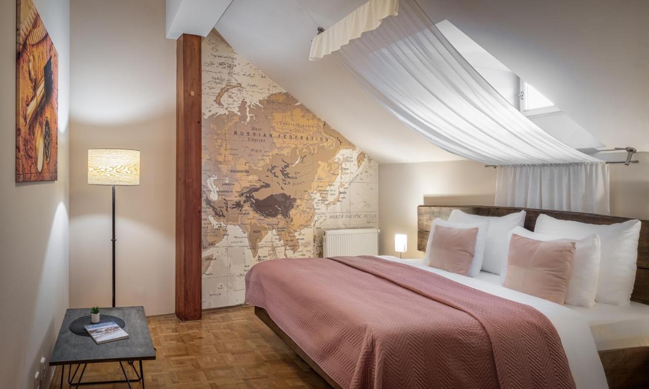 6 Continents Apartments By Adrez Prague Exterior photo