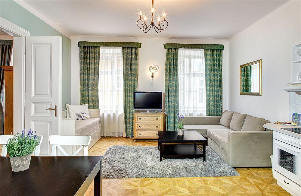 6 Continents Apartments By Adrez Prague Exterior photo